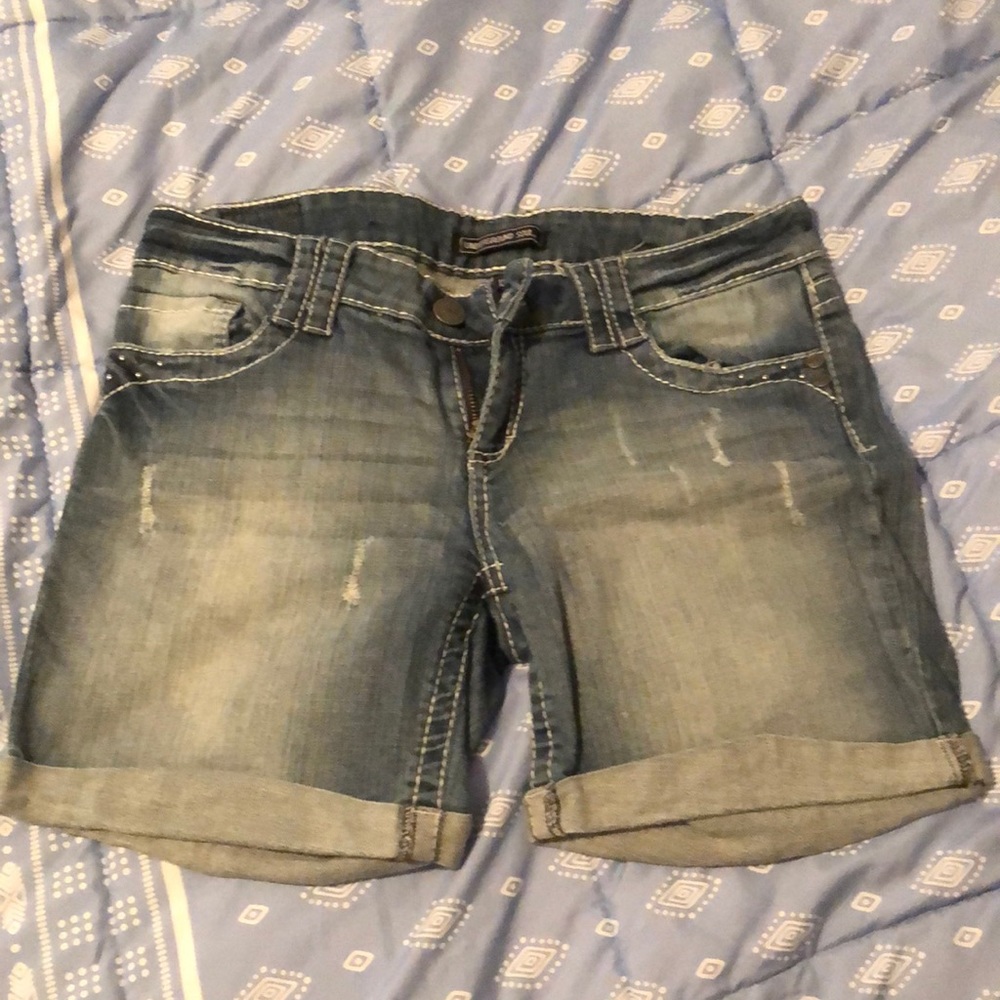 Underground Soul Bermuda shorts size 13